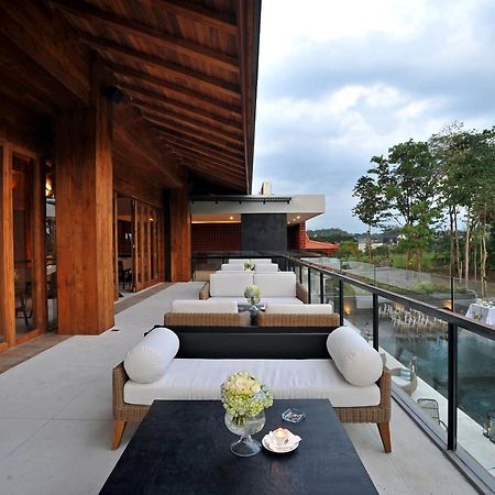 Djoglo Luxury Bungalow Villa Malang Exterior photo