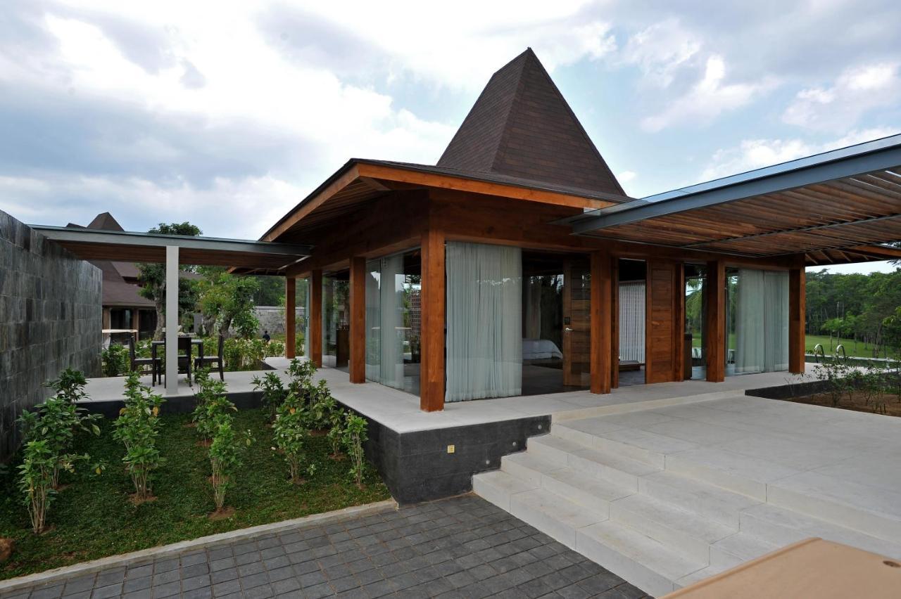 Djoglo Luxury Bungalow Villa Malang Exterior photo