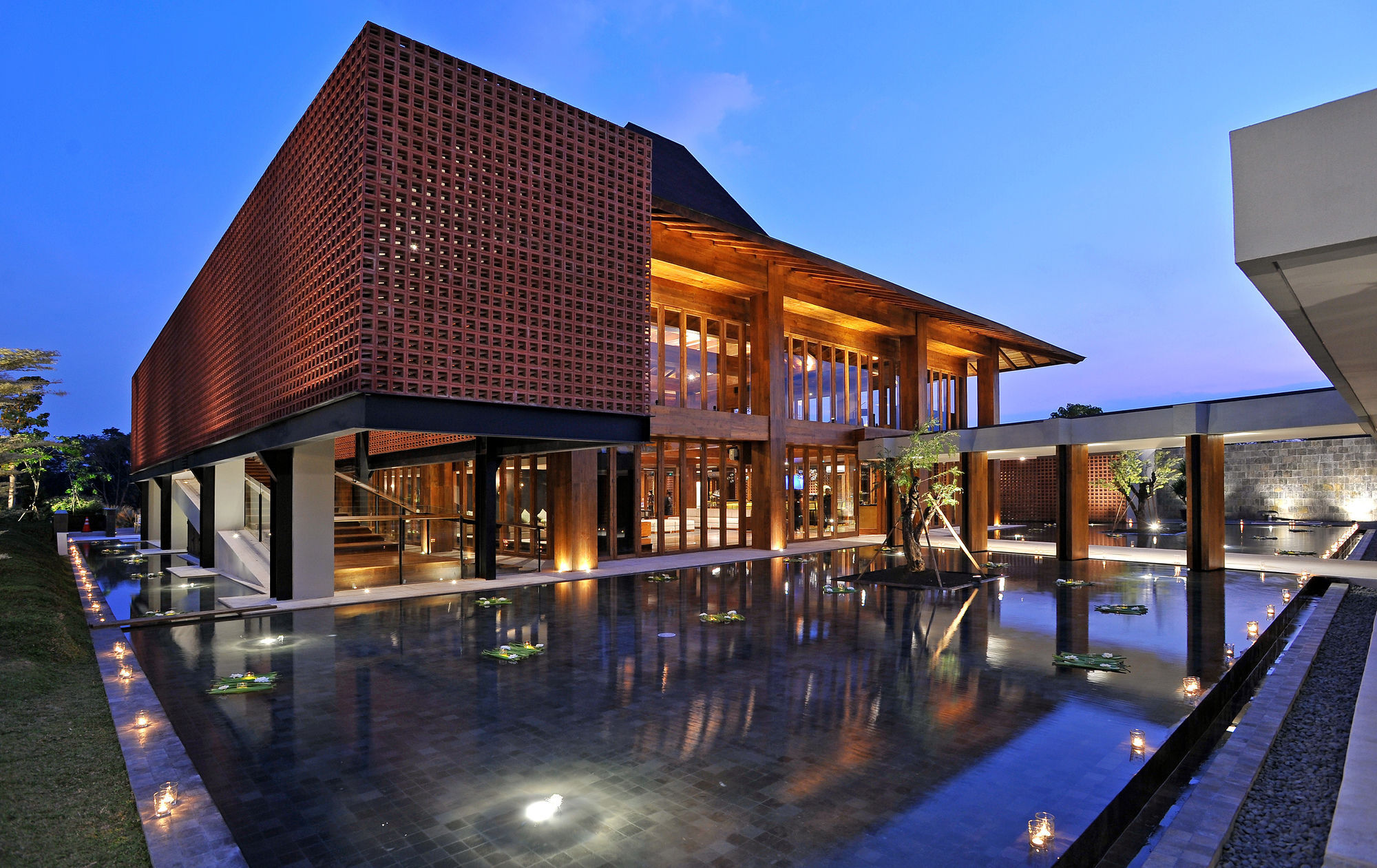 Djoglo Luxury Bungalow Villa Malang Exterior photo